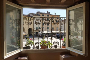 The house in the circle Lucca